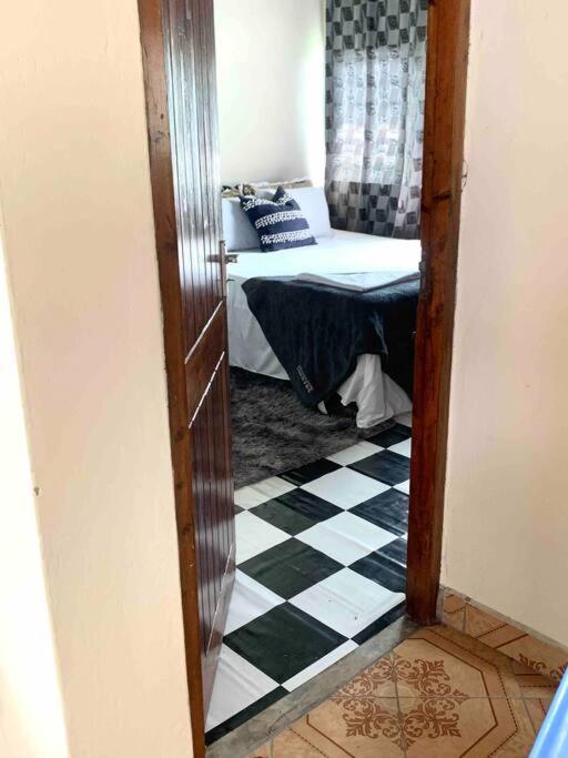 Jambo Diani 1-Bedroom Apartment Close To The Beach Диани Бийч Екстериор снимка